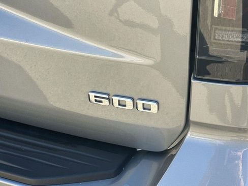 Used 2025 Cadillac Escalade Sport AWD/4WD image 32