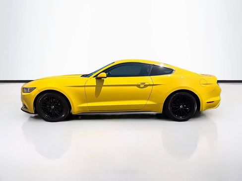 Used 2016 Ford Mustang Coupe RWD image 8