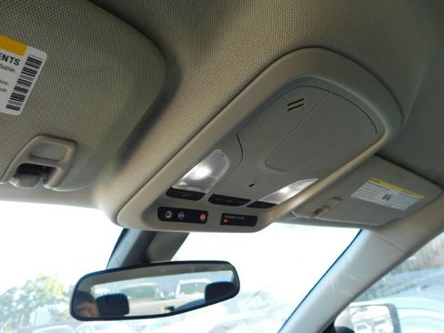 Used 2019 Chevrolet Impala LT FWD image 38