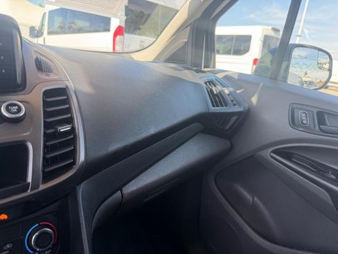 Used 2022 Ford Transit Connect XL FWD image 35