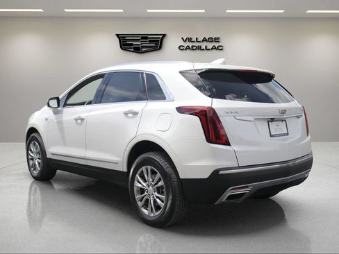 Certified 2023 Cadillac XT5 Premium Luxury FWD image 3