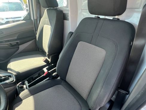 Used 2020 Ford Transit Connect XL image 11