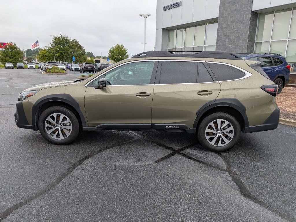 Certified 2025 Subaru Outback Premium AWD/4WD image 8