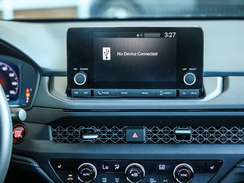 Used 2025 Honda Accord SE image 21