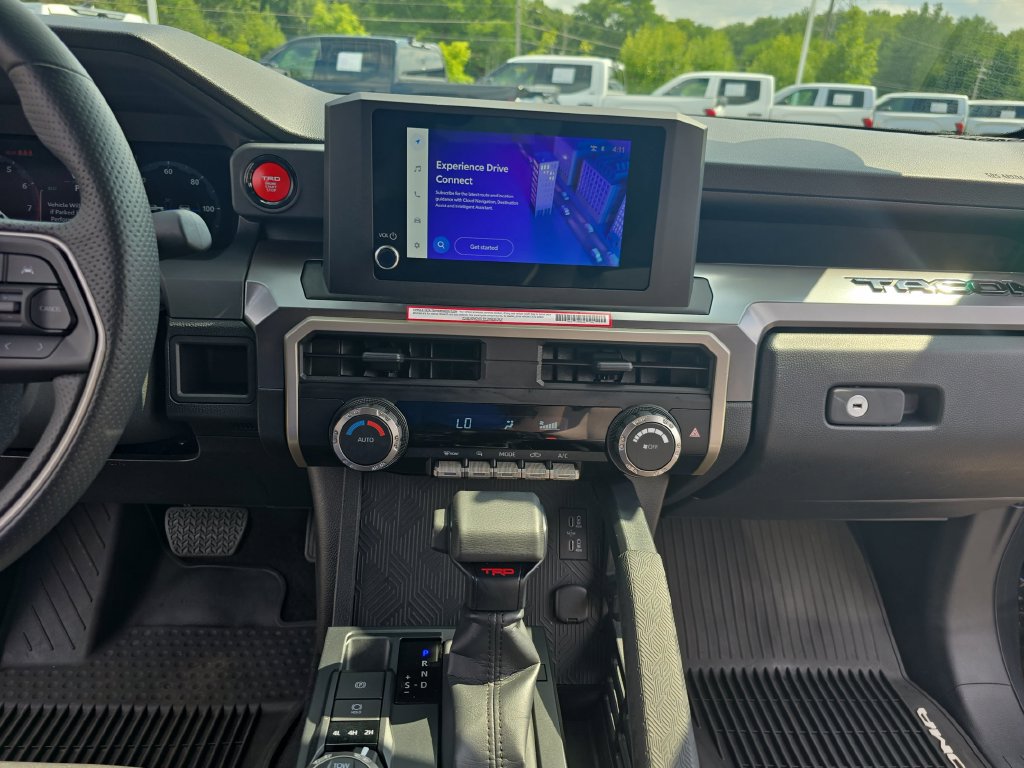 Used 2024 Toyota Tacoma TRD Off-Road AWD/4WD image 21