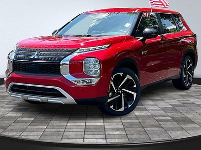 Used 2024 Mitsubishi Outlander SE