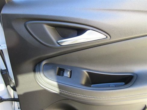 Used 2024 Buick Encore GX Sport Touring w/ Comfort Package image 27