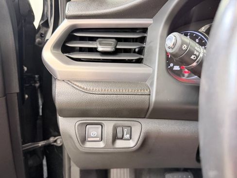 Used 2019 GMC Acadia SLT AWD/4WD image 39