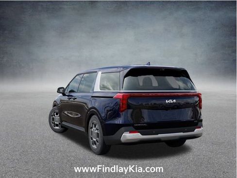 New 2026 Kia Carnival EX image 5