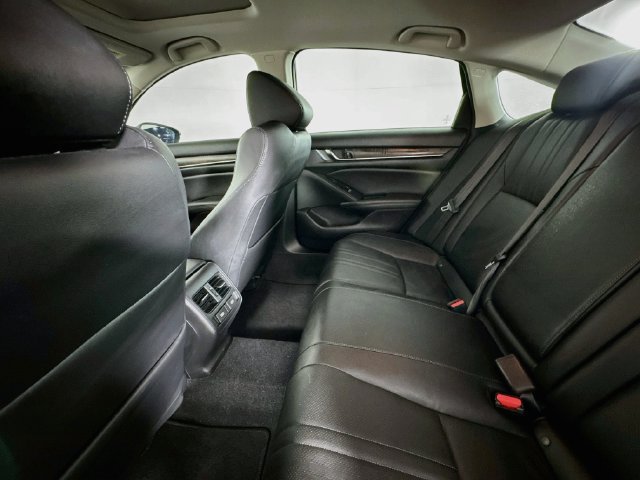 Used 2021 Honda Accord Touring image 22