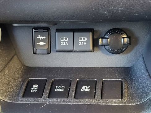 Certified 2019 Toyota Highlander Limited Platinum image 15