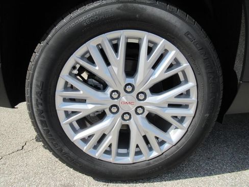 New 2026 GMC Acadia Elevation w/ Elevation Premium Package FWD image 8