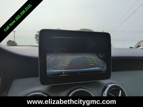 Used 2019 Mercedes-Benz GLA 250 4MATIC image 13