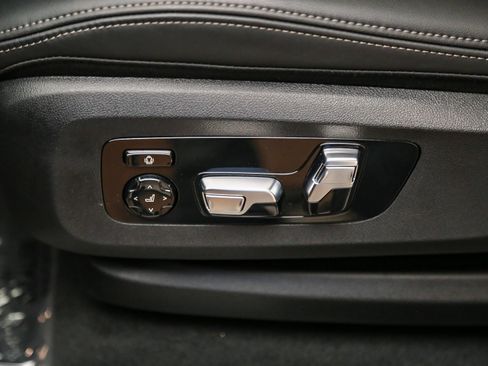 Used 2024 BMW X5 xDrive40i w/ M Sport Package AWD/4WD image 22