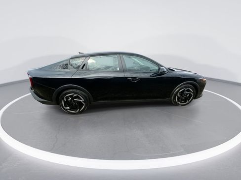 New 2026 Kia K4 EX image 9