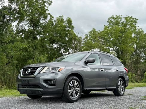 Used 2020 Nissan Pathfinder SL AWD/4WD image 3