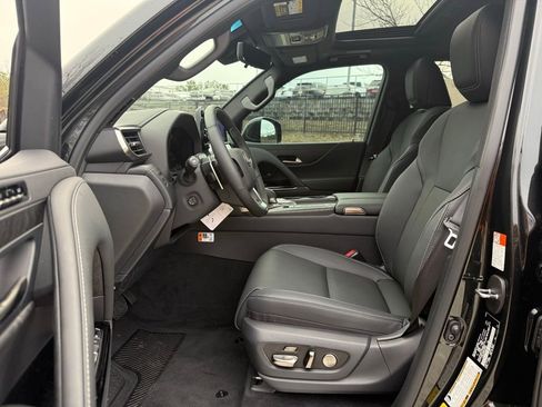 New 2026 Lexus LX 700h Luxury image 24