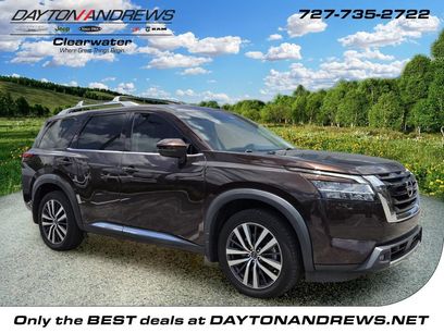 Used 2022 Nissan Pathfinder Platinum w/ Cargo Package