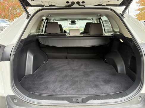 Used 2022 Toyota RAV4 XLE image 33