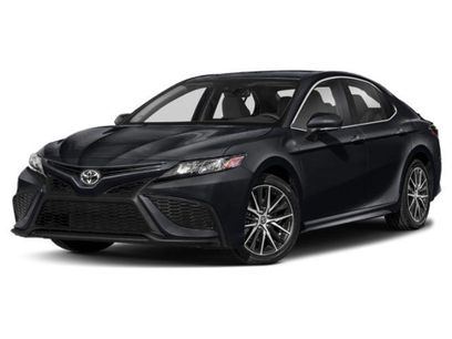Used 2023 Toyota Camry SE w/ Convenience Package