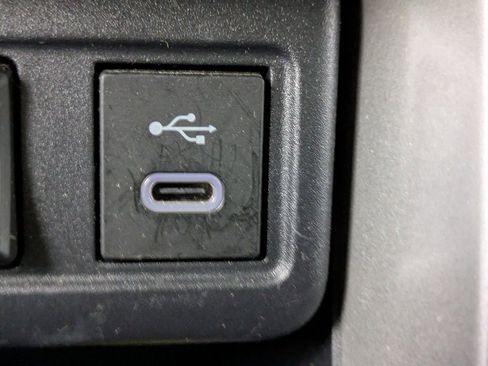 Certified 2023 Toyota Corolla Cross XSE w/ Convenience Package image 22