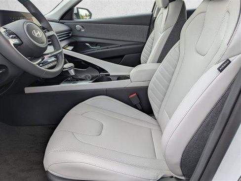 New 2026 Hyundai Elantra Limited FWD image 24