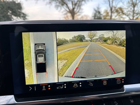 Used 2024 Chevrolet Silverado 1500 RST image 38