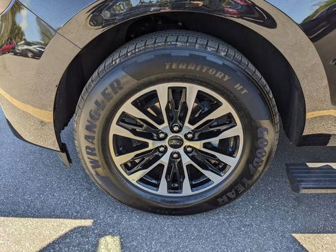 Certified 2025 Ford Expedition Max Platinum AWD/4WD image 35