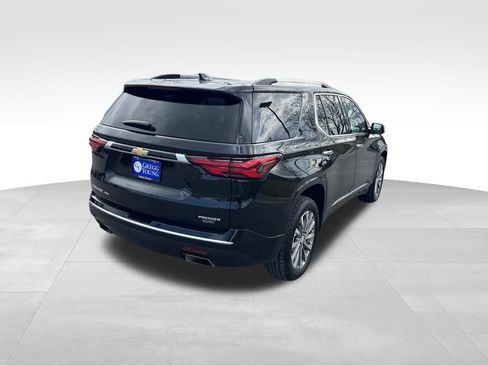 Used 2023 Chevrolet Traverse Premier AWD/4WD image 7