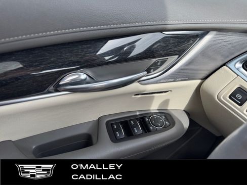 Used 2021 Cadillac XT6 Premium Luxury AWD/4WD image 19