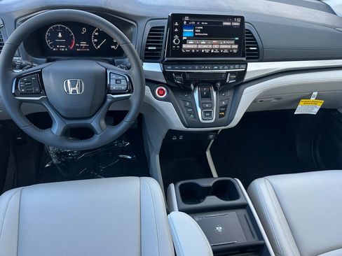 New 2026 Honda Odyssey EX-L image 15