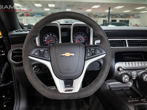 Used 2015 Chevrolet Camaro Z/28 RWD image 89