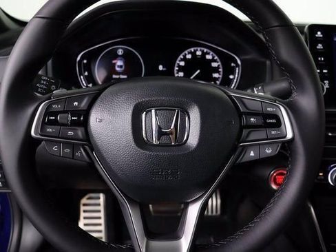 Used 2021 Honda Accord Sport image 11