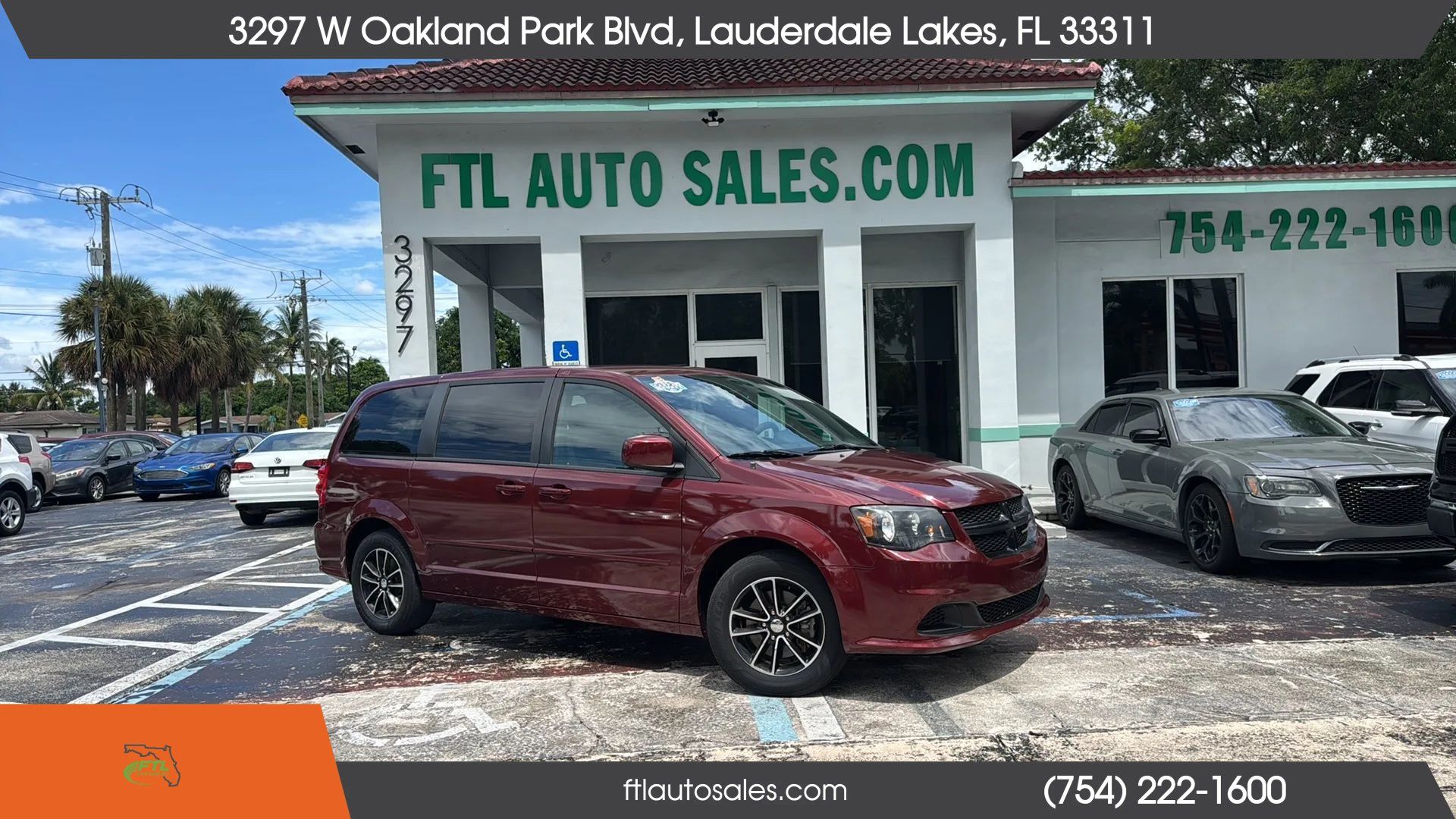 Used 2017 Dodge Grand Caravan SE FWD image 1