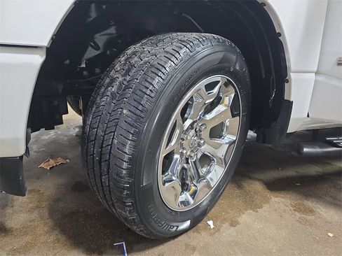 Used 2022 RAM 1500 Big Horn image 30