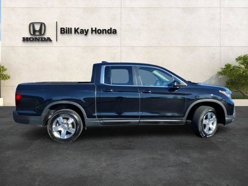 Used 2025 Honda Ridgeline RTL image 2