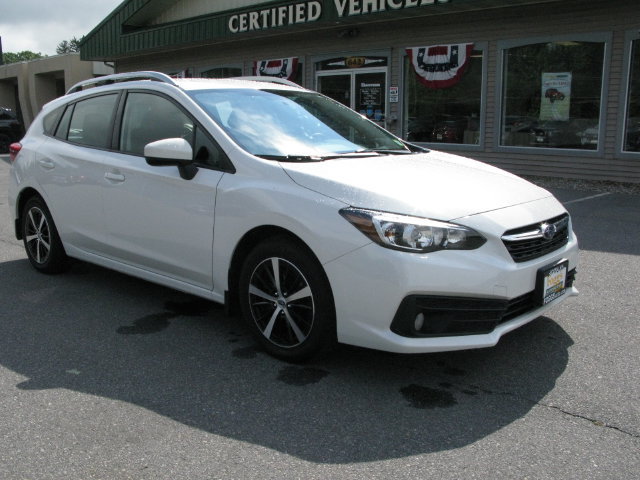 Used 2023 Subaru Impreza 2.0i Premium AWD/4WD image 2