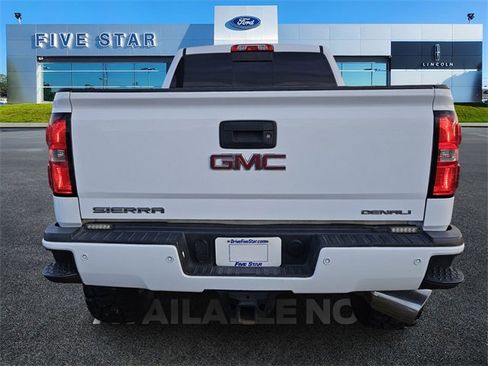 Used 2015 GMC Sierra 3500 Denali w/ Duramax Plus Package image 5