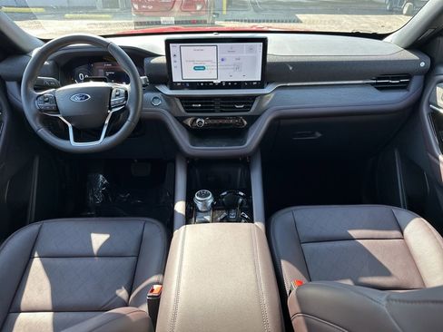 New 2026 Ford Explorer Platinum image 23