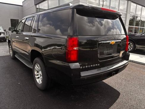 Used 2017 Chevrolet Suburban LT AWD/4WD image 3