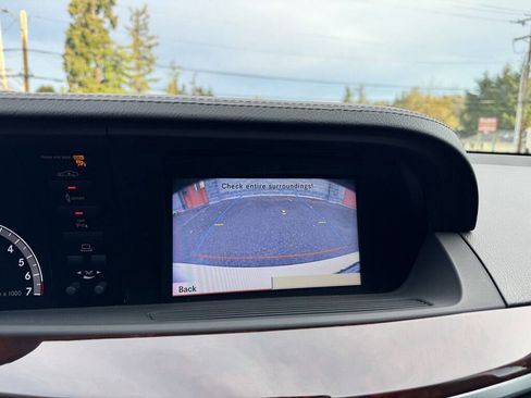 Used 2010 Mercedes-Benz S 550 4MATIC image 18
