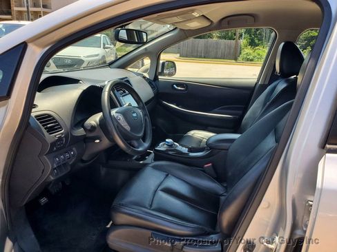 Used 2016 Nissan Leaf SL w/ Premium Package FWD image 20