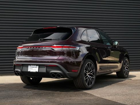Certified 2026 Porsche Macan AWD/4WD image 13