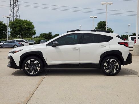 Used 2024 Subaru Crosstrek 2.5i Limited w/ Crosstrek Mirror Package AWD/4WD image 4