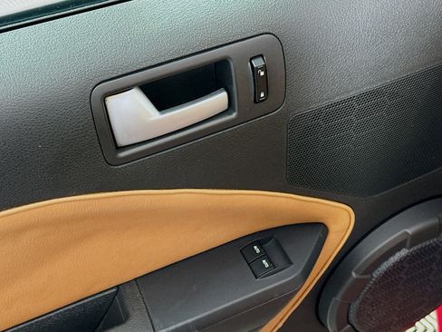 Used 2009 Ford Mustang GT Premium image 15