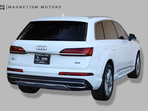 Used 2021 Audi Q7 3.0T Premium Plus image 9
