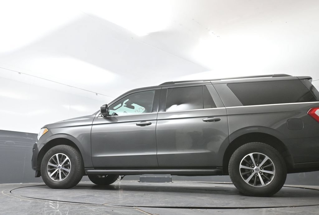 Used 2019 Ford Expedition Max XLT AWD/4WD image 22