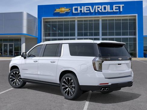 New 2026 Chevrolet Suburban High Country AWD/4WD image 4