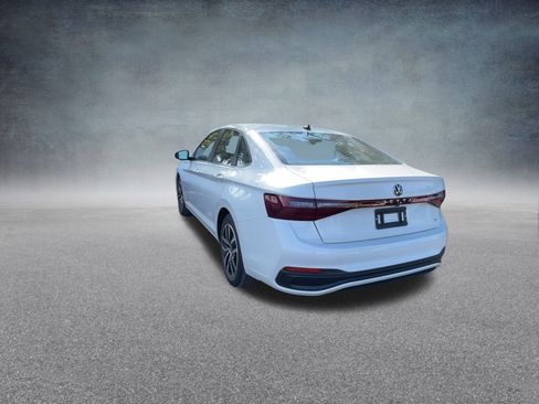 New 2025 Volkswagen Jetta SE image 17