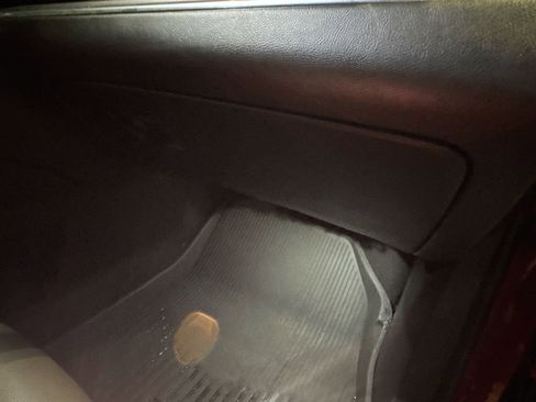 Used 2021 Cadillac XT5 Luxury w/ LPO, Floor Liner Package image 34